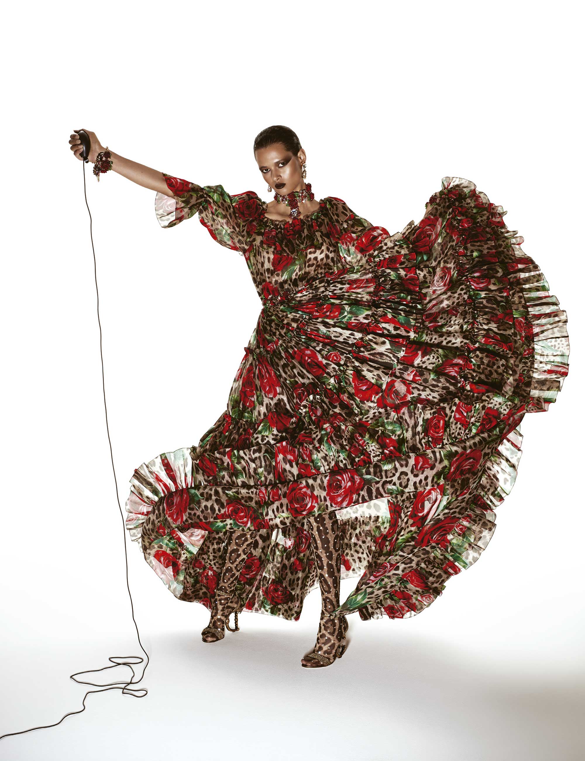 Foto: Karel Losenicky, com edição de moda de Cori Amenta e beleza de Giuseppe Giarratana