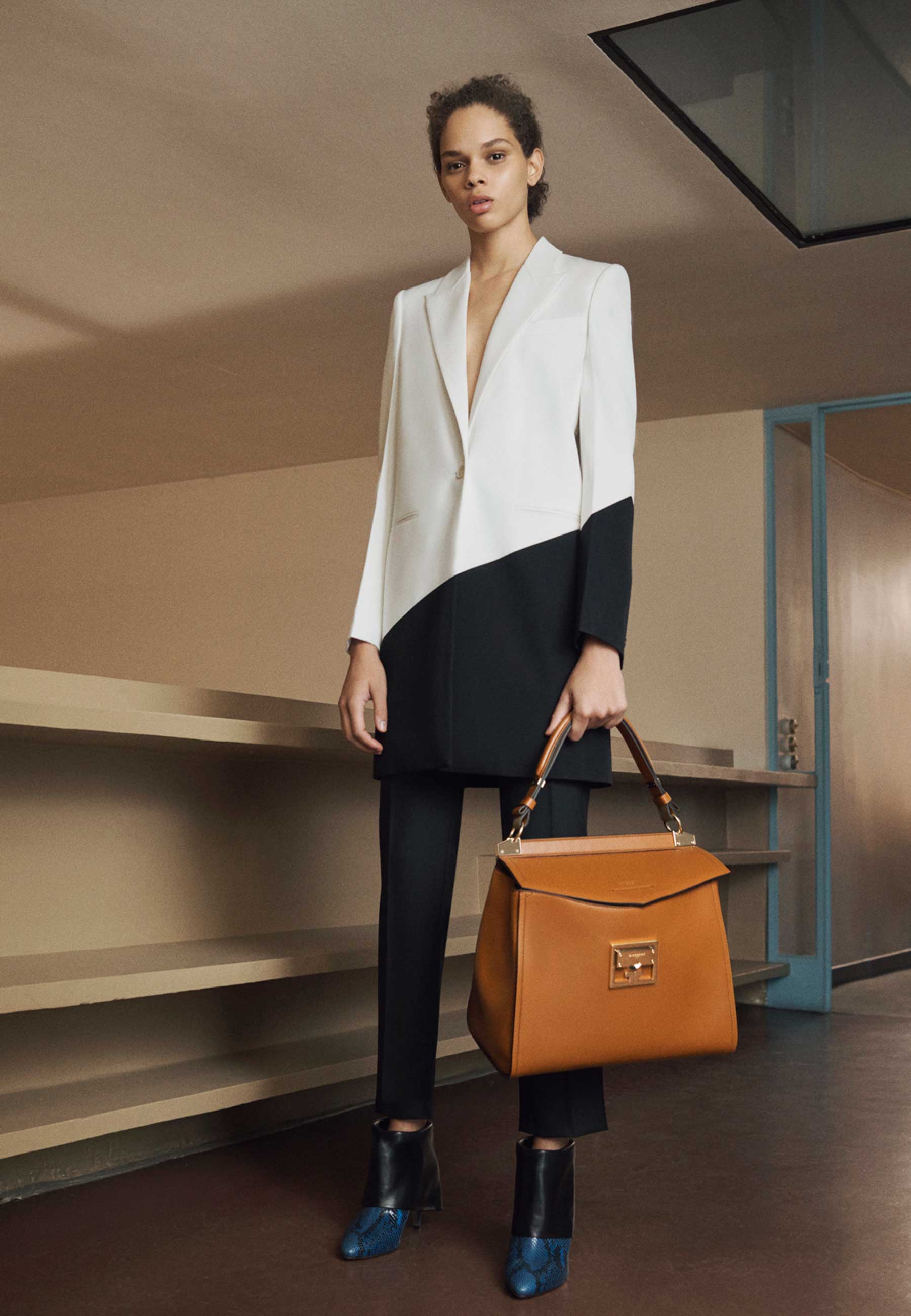 Givenchy, pre-fall 2019 - Foto: Divulgação