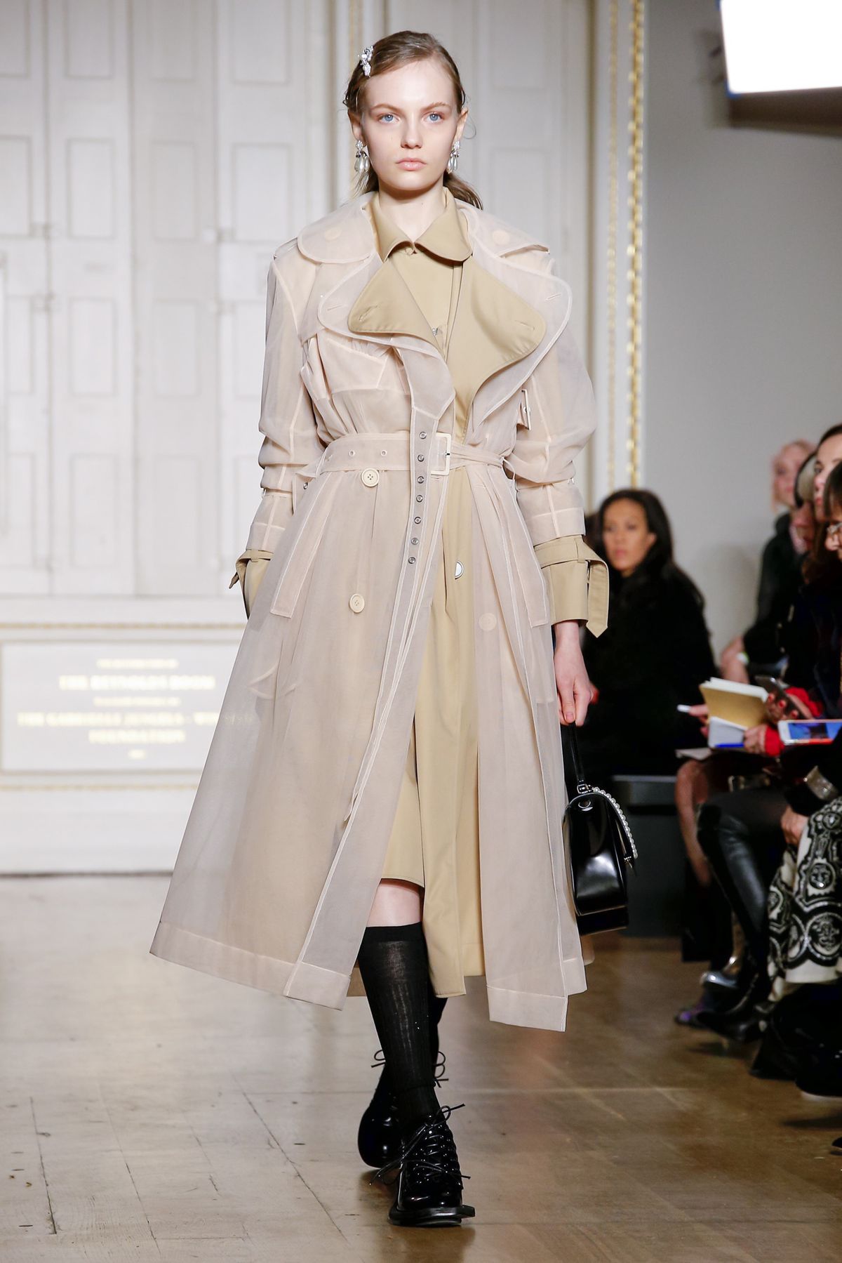 Simone Rocha, inverno 2019 - Foto: Reprodução/Now Fashion 