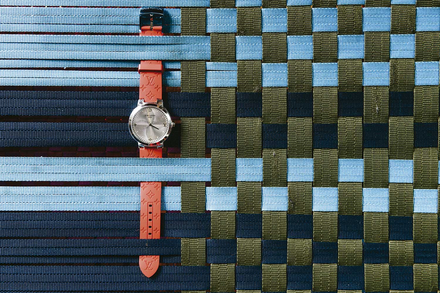 Relógio Tambour Slim Metallic Flower 28 Louis Vuitton - Foto: Juan Moore