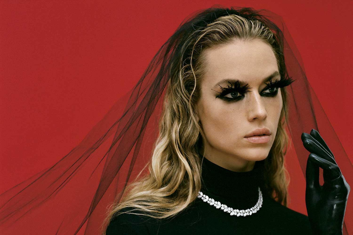 Foto: Tina Tyrell, com direção criativa do KStudio
