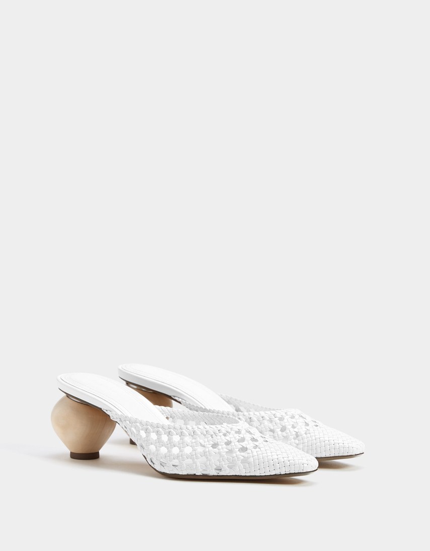 Bershka, Mules trançada - Foto: Divulgação 
