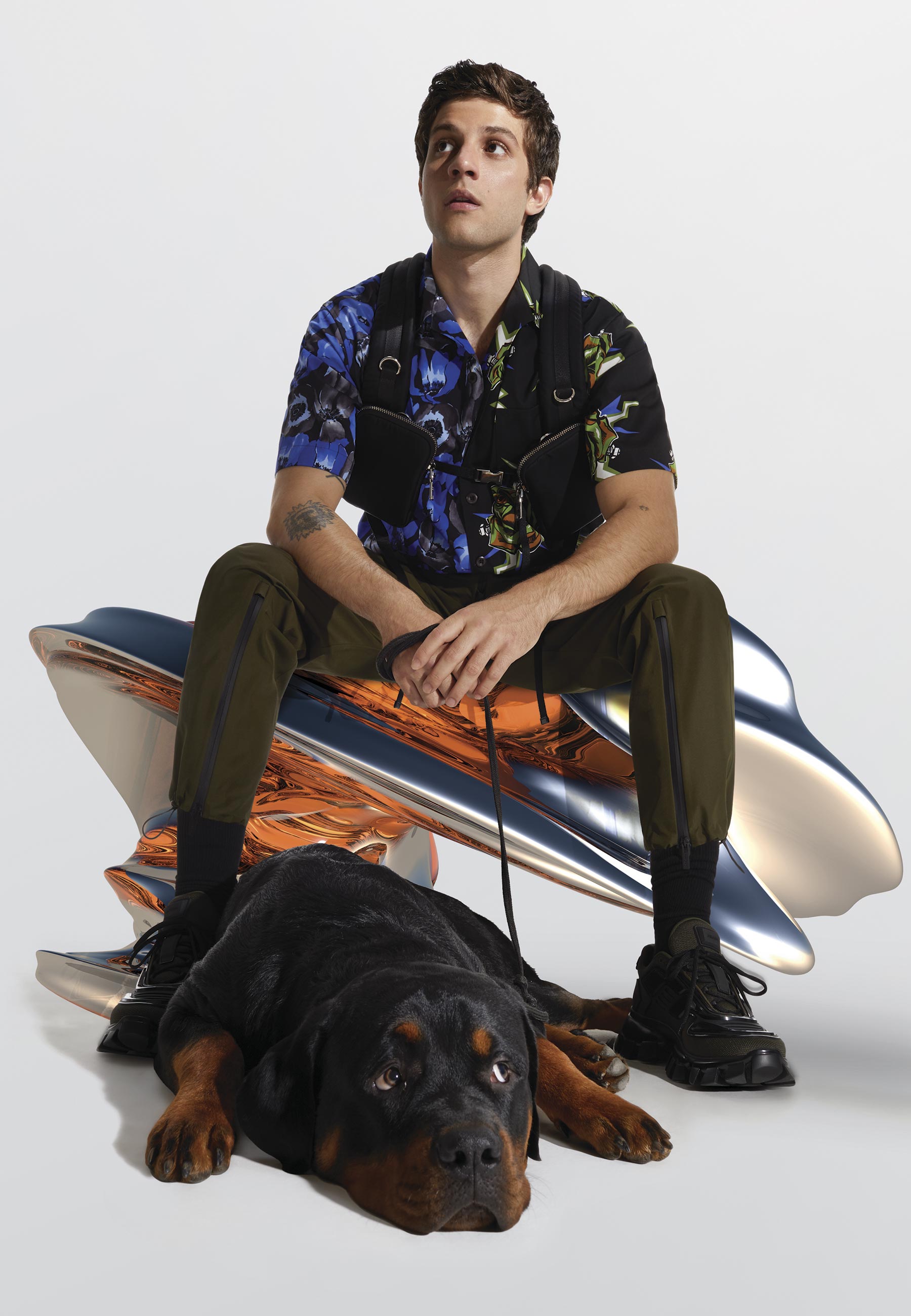Foto: Maltchique, com edição de moda Rodrigo Yaegashi, styling de Michael Vendola, beleza de Leiege Wisnievski, tratamento de imagem de André Kawa, artista 3D Airton Groba e apoio Thinkers e Locadora 3T