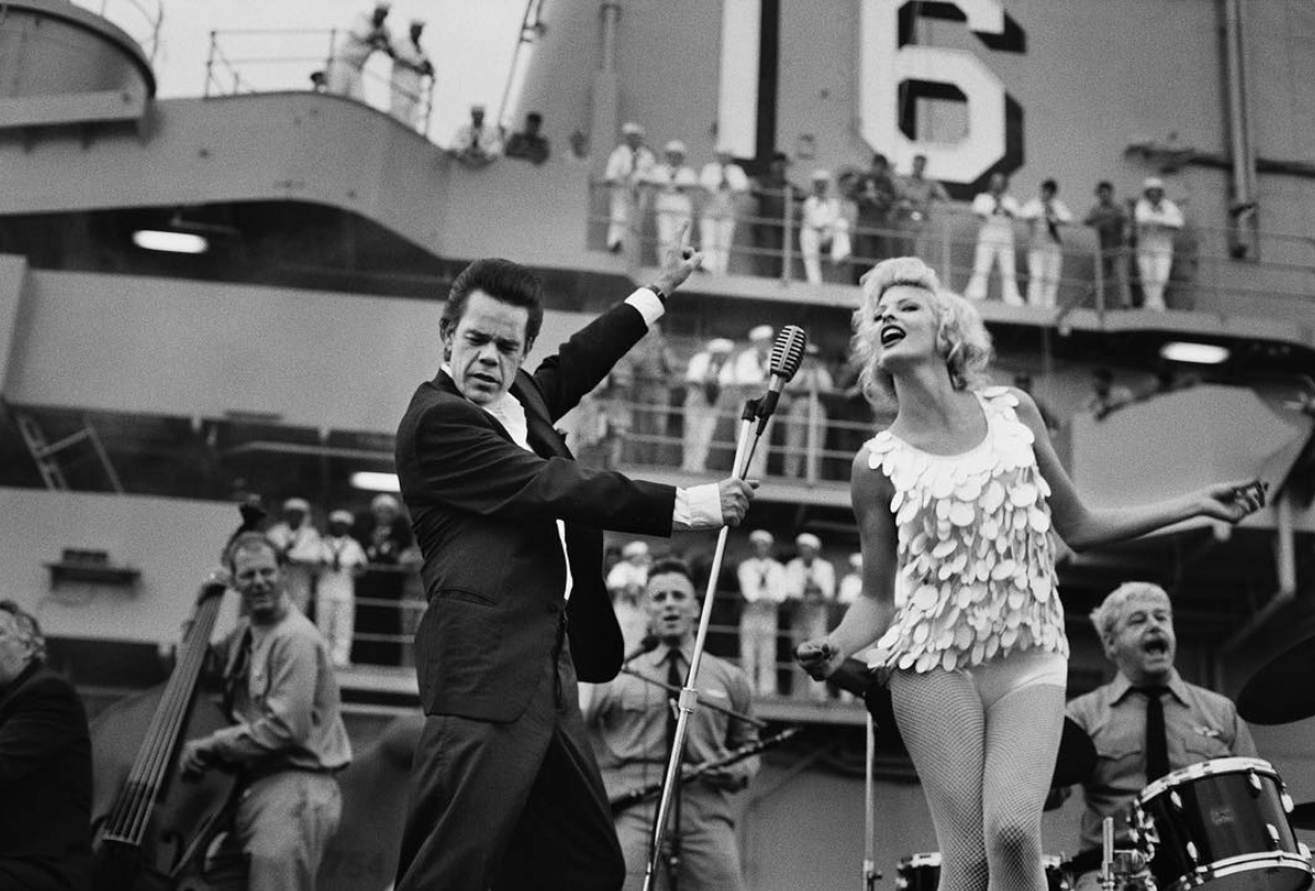 Buster Poindexter & Linda Evangelista, Corpus Christi, Texas, 1994, Harper's Bazaar - Foto: Peter Lindbergh
