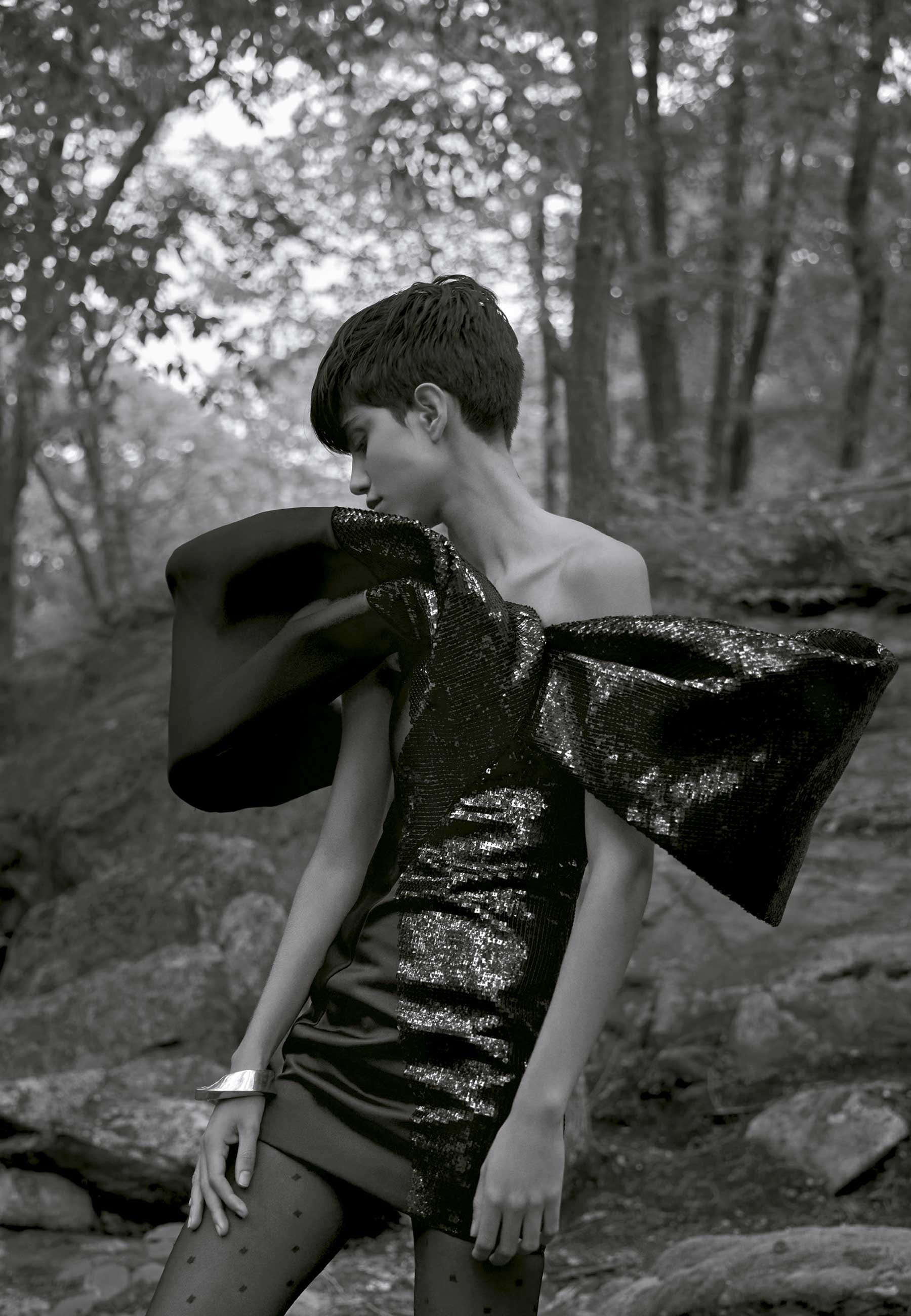 Foto: Jacob + Carrol, com edição de moda de Shabdiece Esfahani, produção de Jean Jarvis, maquiagem de Marla Belt, cabelo de Nicolas Eldin e set design de Chelsea Leigh