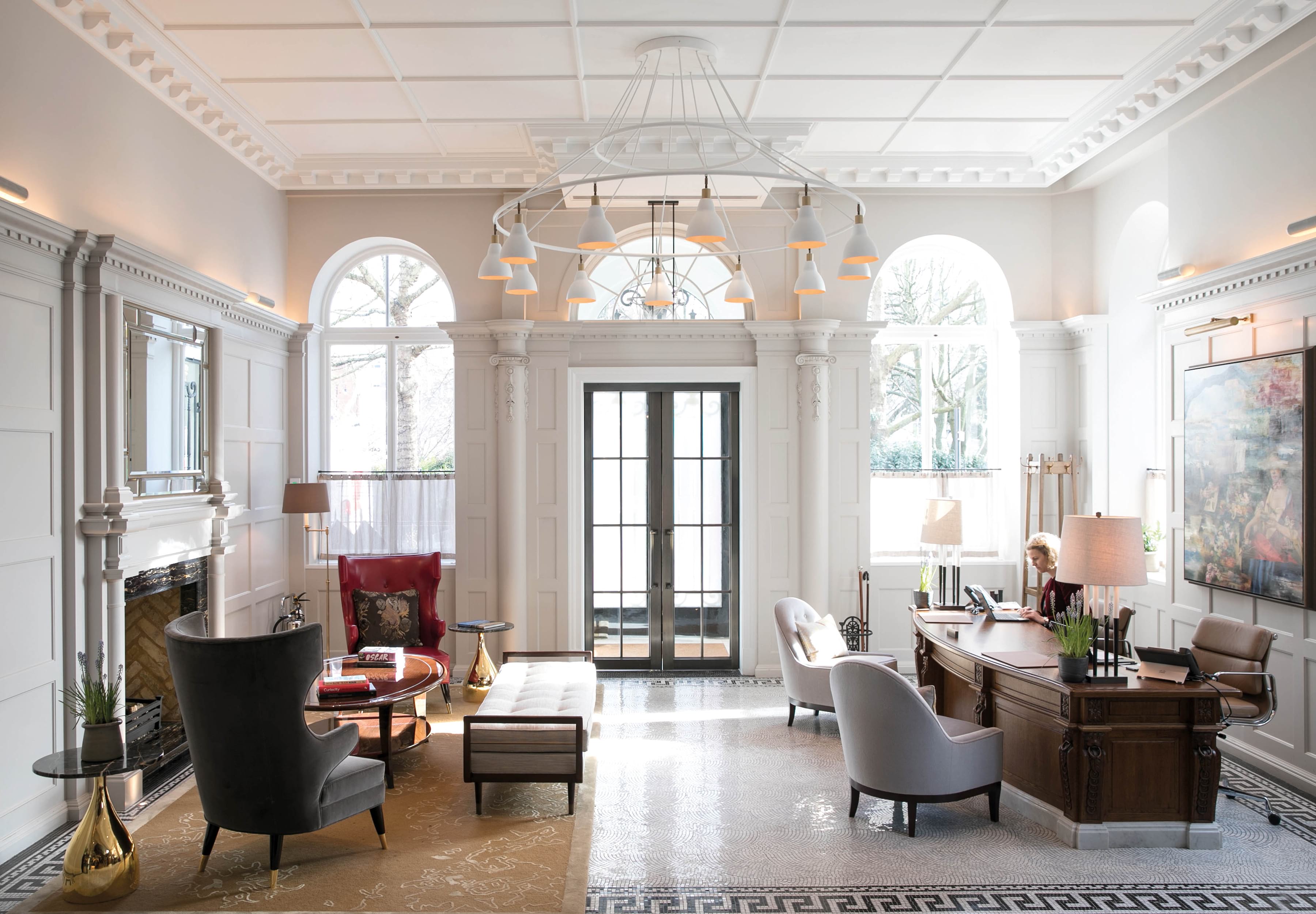 cad-gst-lobby04_3600x2500