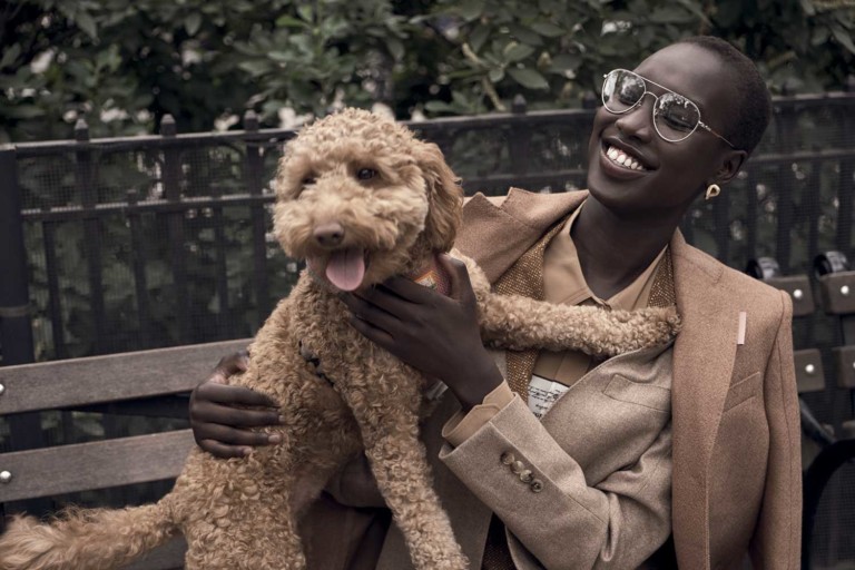 Foto: Jacob + Carrol, com edição de moda de Filipa Bleck, styling de Melissa Infante e beleza de Megan Kelly