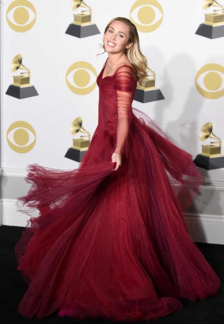 Milley Cyrous veste Zac Posen - Foto: Getty Images