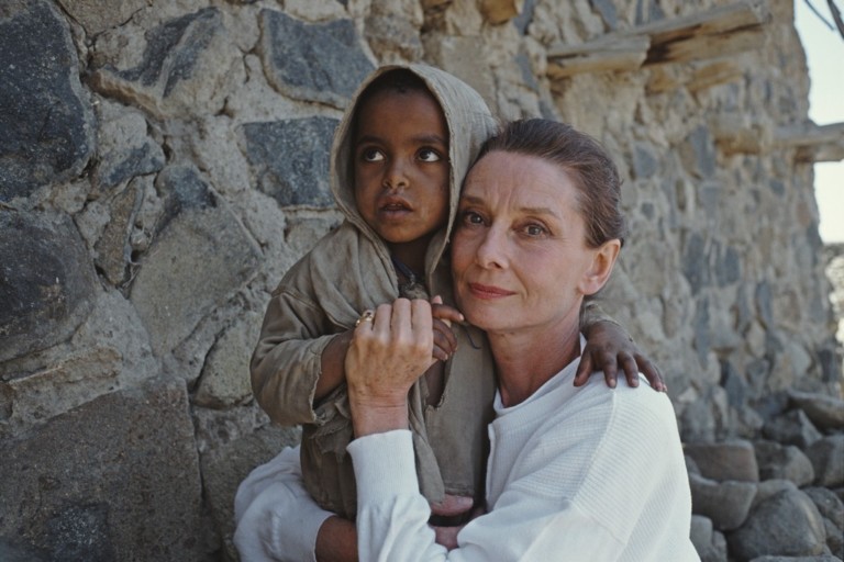 Audrey Hepburn em ação humanitária na Etiópia - Foto: Getty Images
