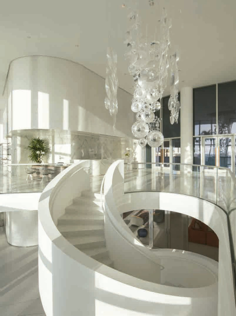 Escada suntuosa do lobby - Foto: Divulgação
