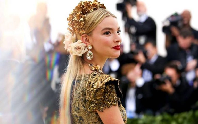 estilo da Anya Taylor-Joy