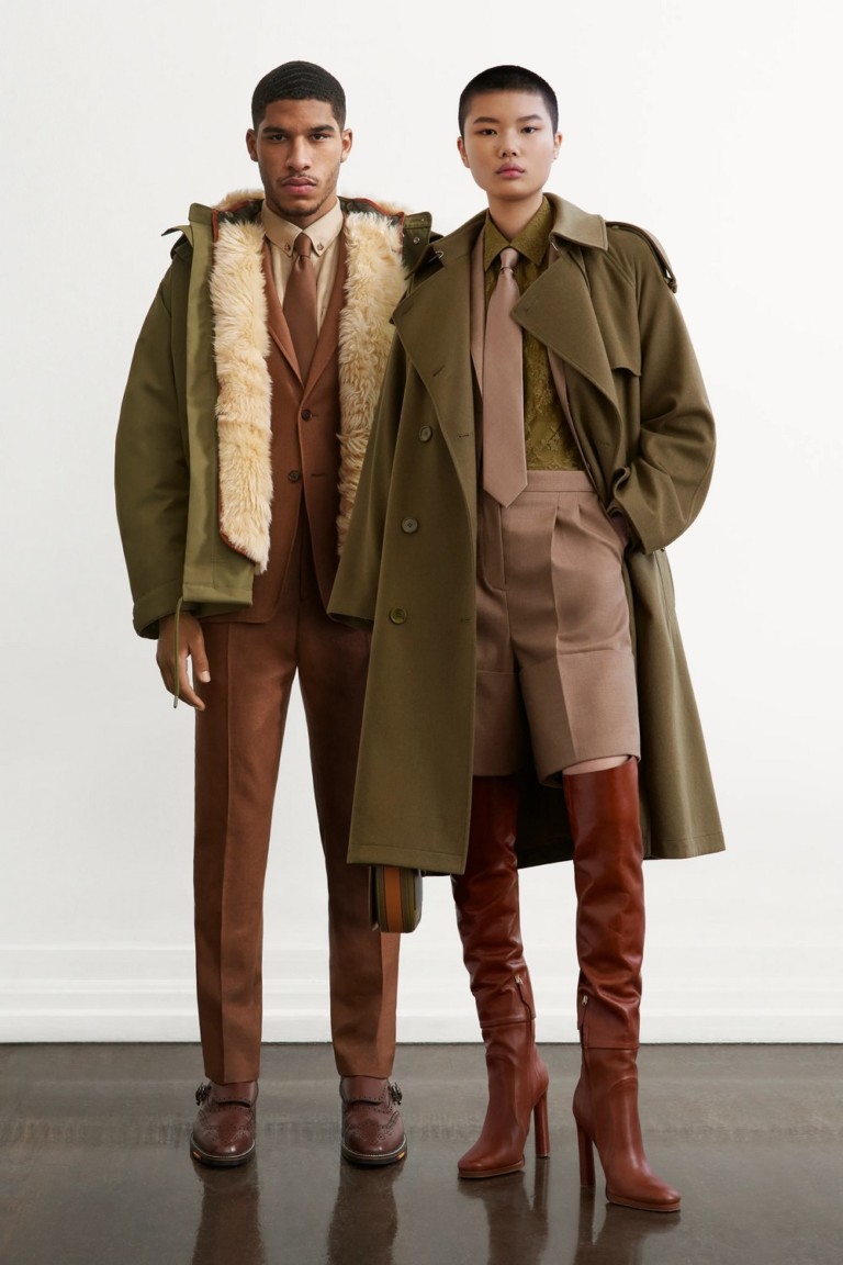 Burberry inspira-se em uniformes para pre-fall 2021