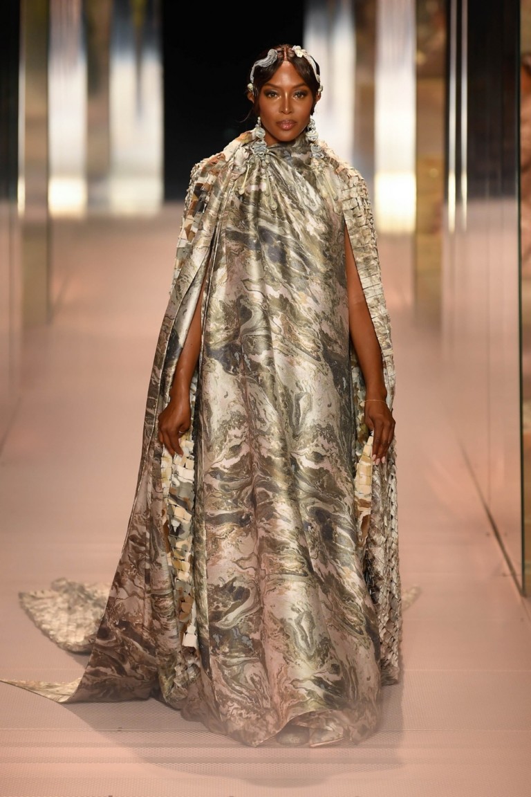 Fendi: 10 coisas que amamos da alta-costura de verão 2021