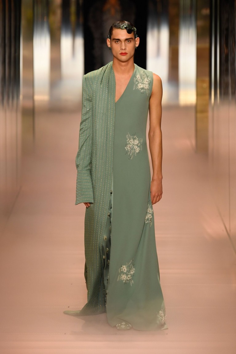 Fendi: 10 coisas que amamos da alta-costura de verão 2021