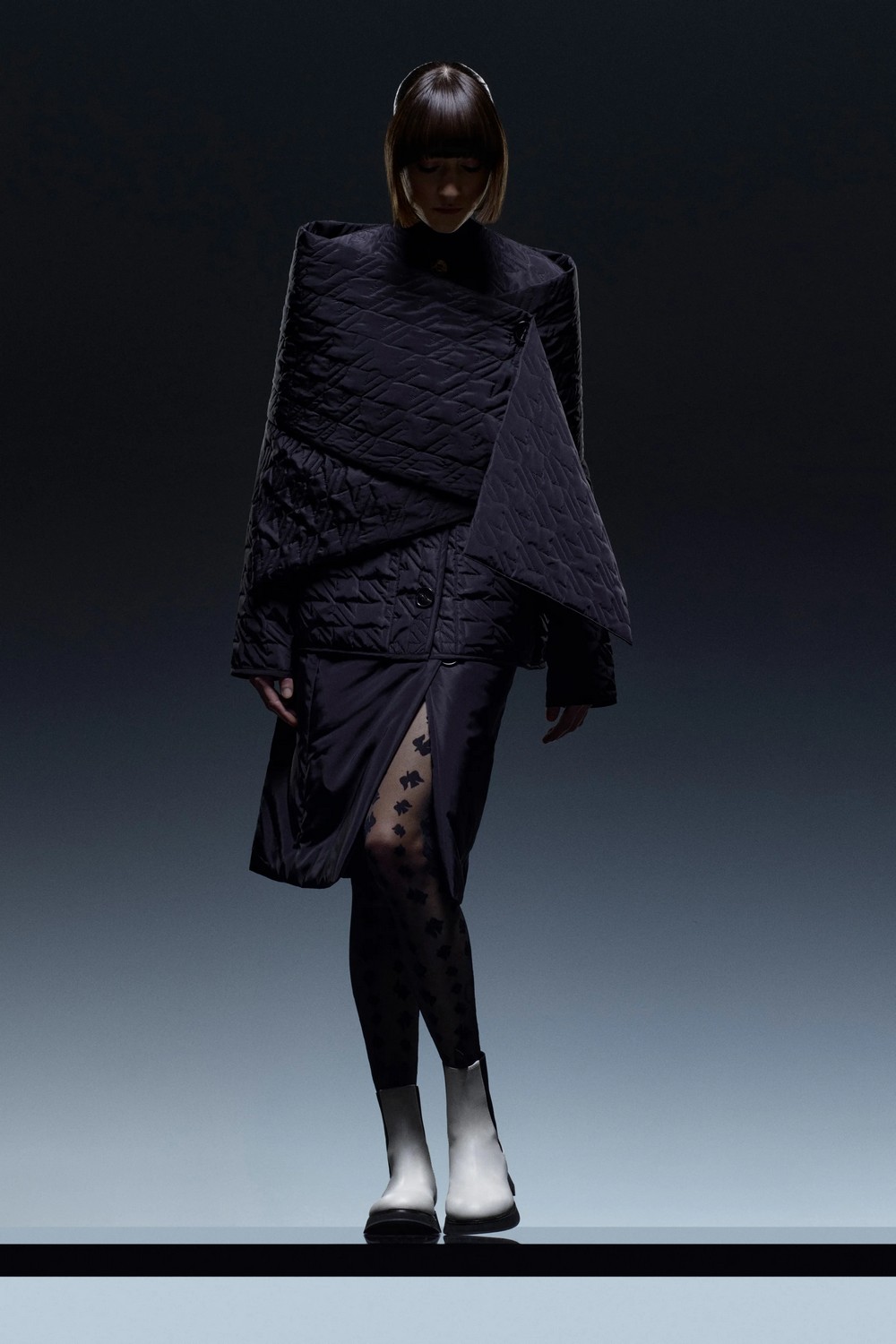 Peças únicas e ilusão de ótica: os destaques do pre-fall 2021 da Nina Ricci