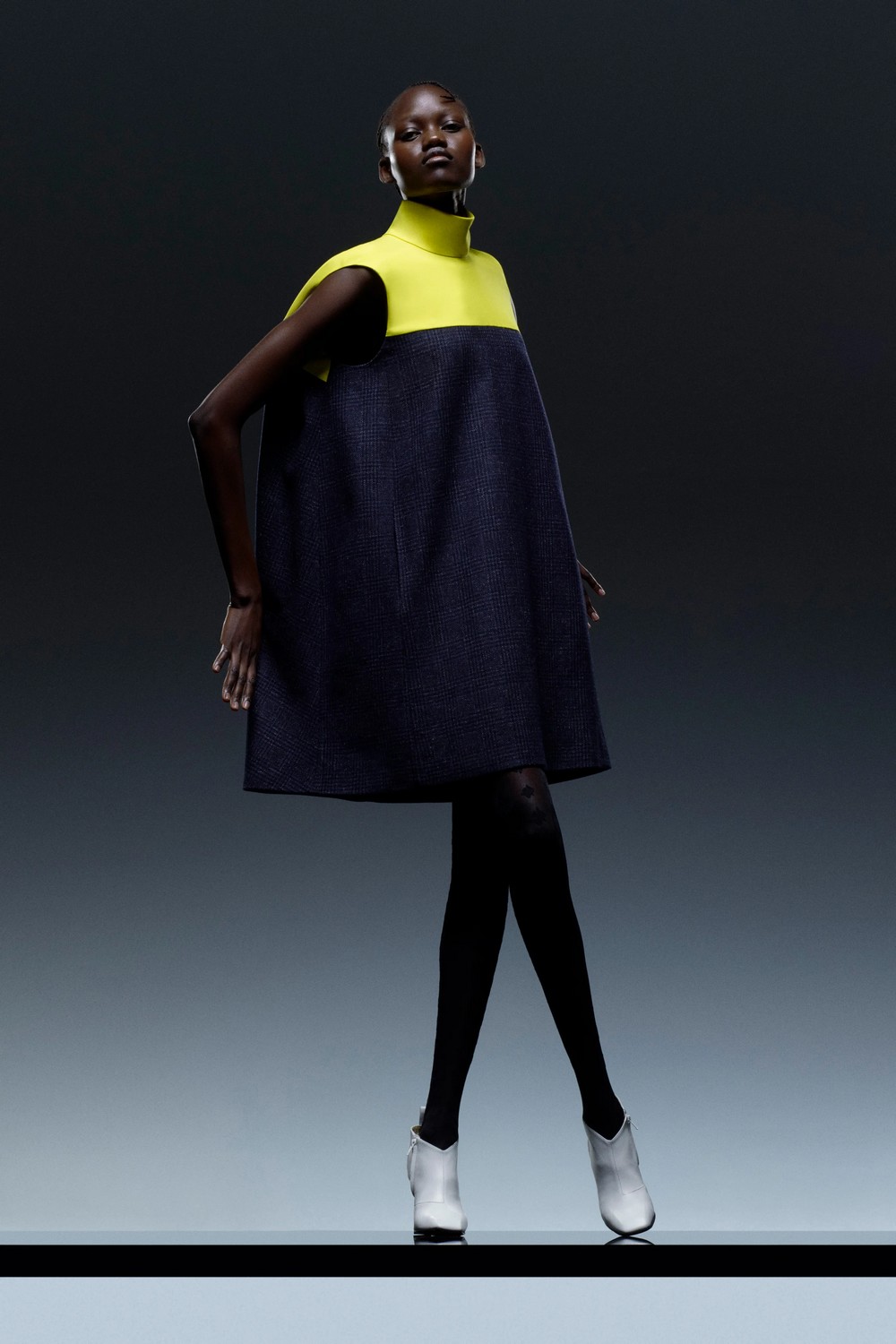 Peças únicas e ilusão de ótica: os destaques do pre-fall 2021 da Nina Ricci