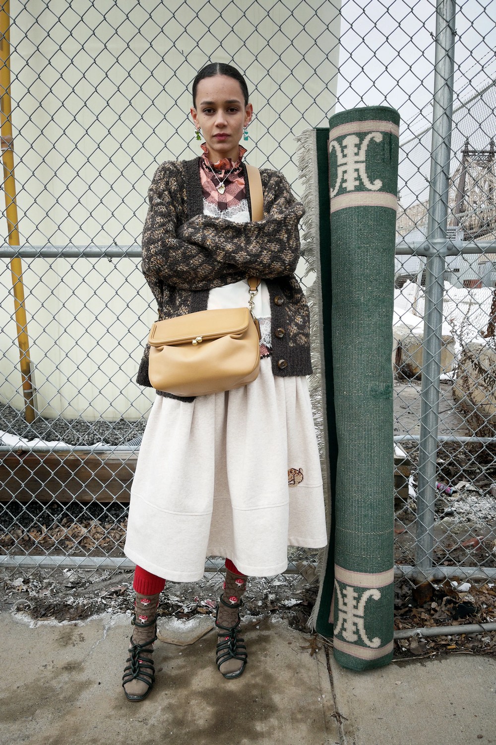 Coach reúne celebridades e referências pop em inverno 2021