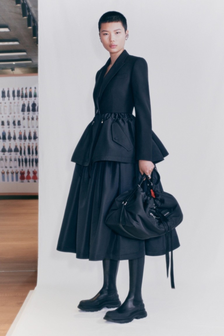 Alexander McQueen: 10 coisas que amamos no pre-fall 2021