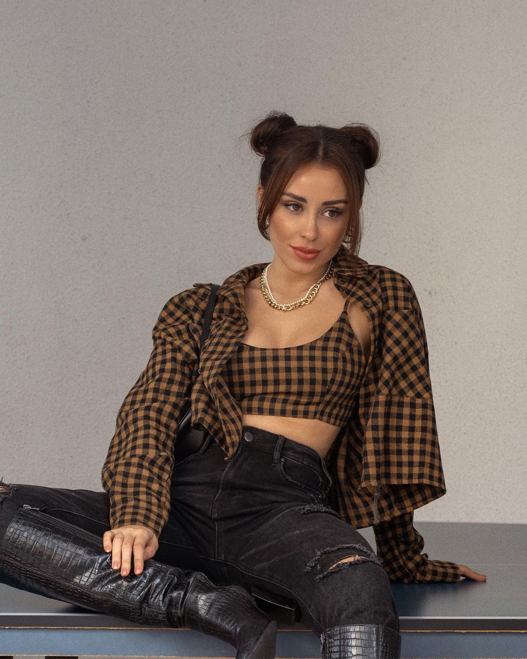 Agatha Braga dá dicas para um guarda-roupa funcional
