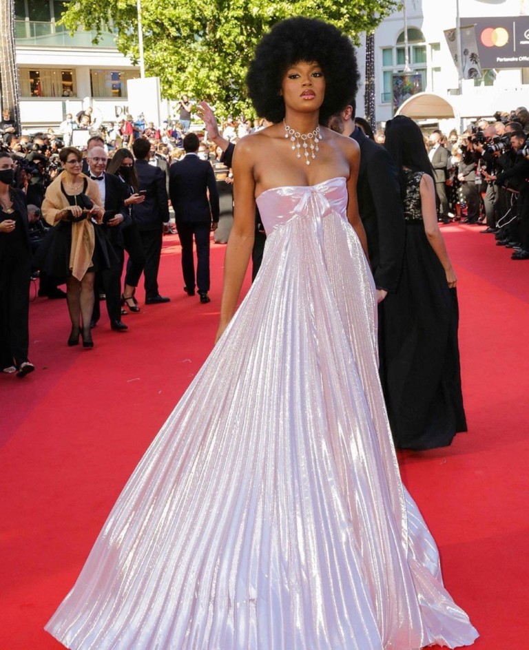 Tons claros dominam o red carpet do Festival de Cannes