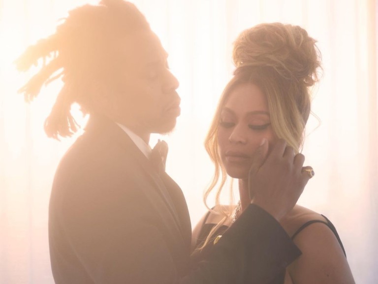 Beyoncé estrela campanha usando diamante de U$ 30 milhões