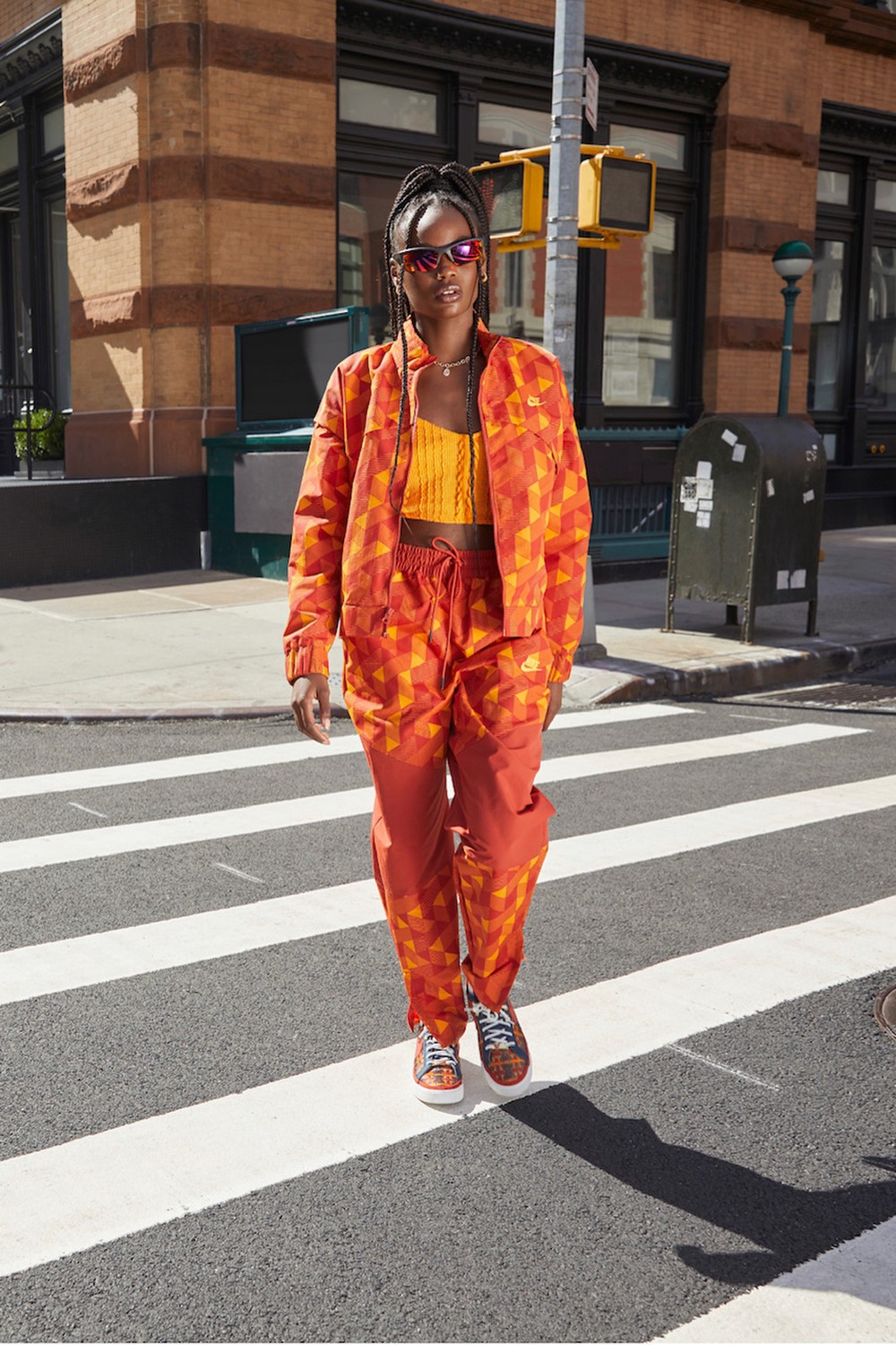 Naomi Osaka e Serena Williams apresentam collabs com grandes nomes da moda