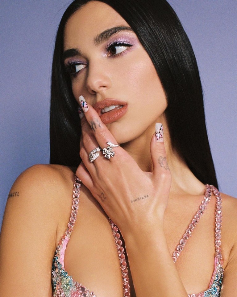 Dua Lipa: 10 vezes em que a cantora arrasou no red carpet