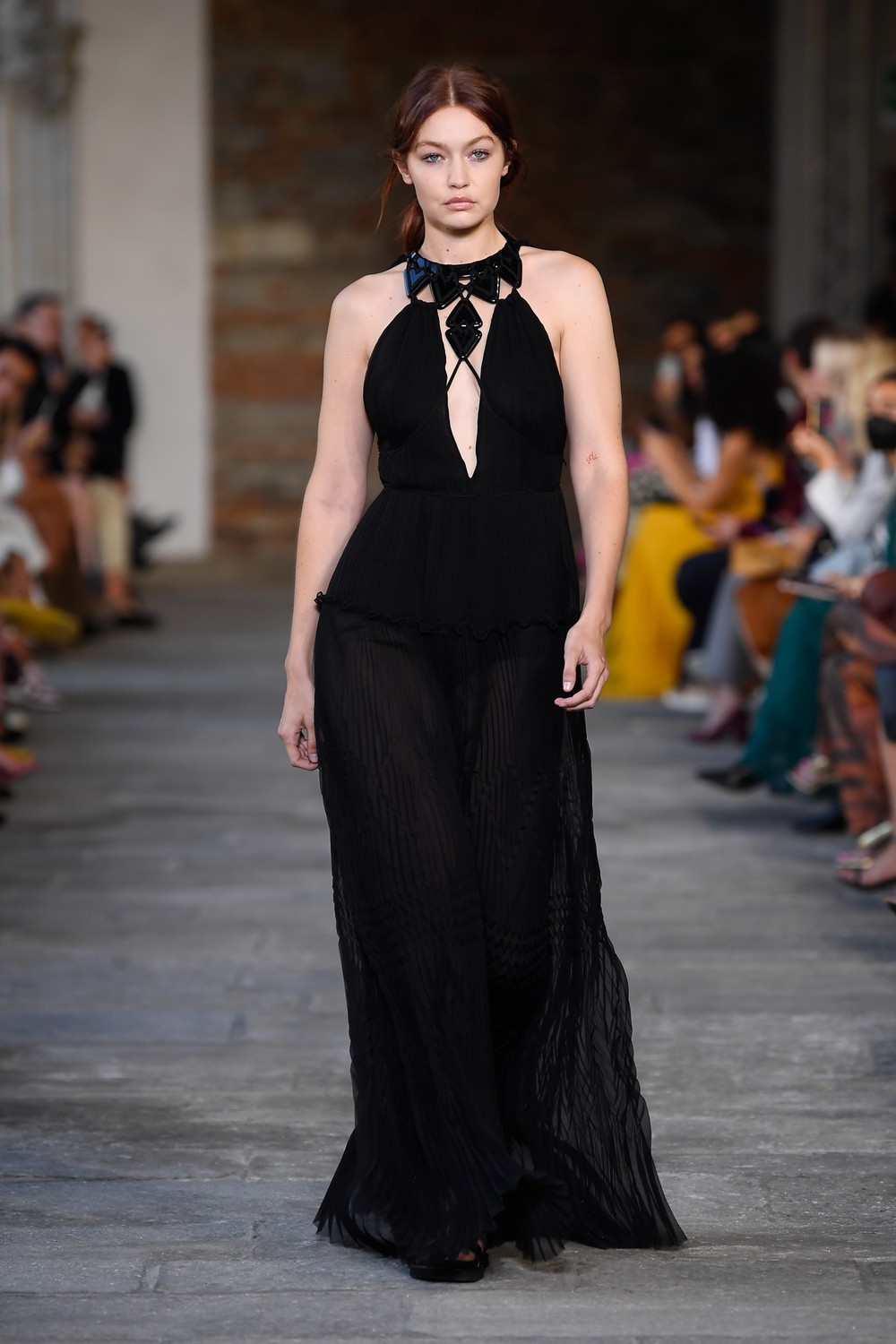 Alberta Ferretti: 10 looks que amamos do verão 2022