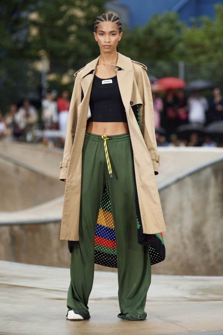 Monse: 10 looks que amamos do resort 2021