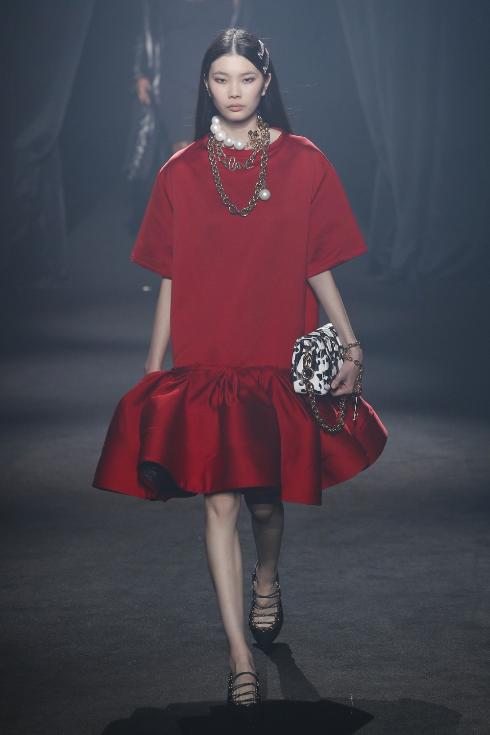 AZ Factory: 45 designers homenageiam Alber Elbaz em desfile