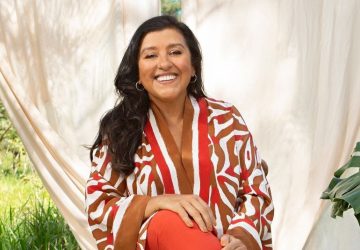 "'Regina Casé fazendo uma vilã? Nunca pensei.' Isso que é bom", afirma a atriz