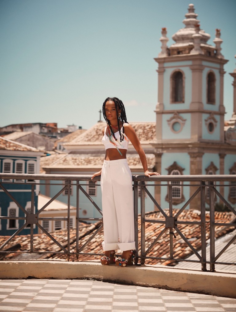 Doce Salvador: Agnes Nunes estrela editorial em retorno a Bahia
