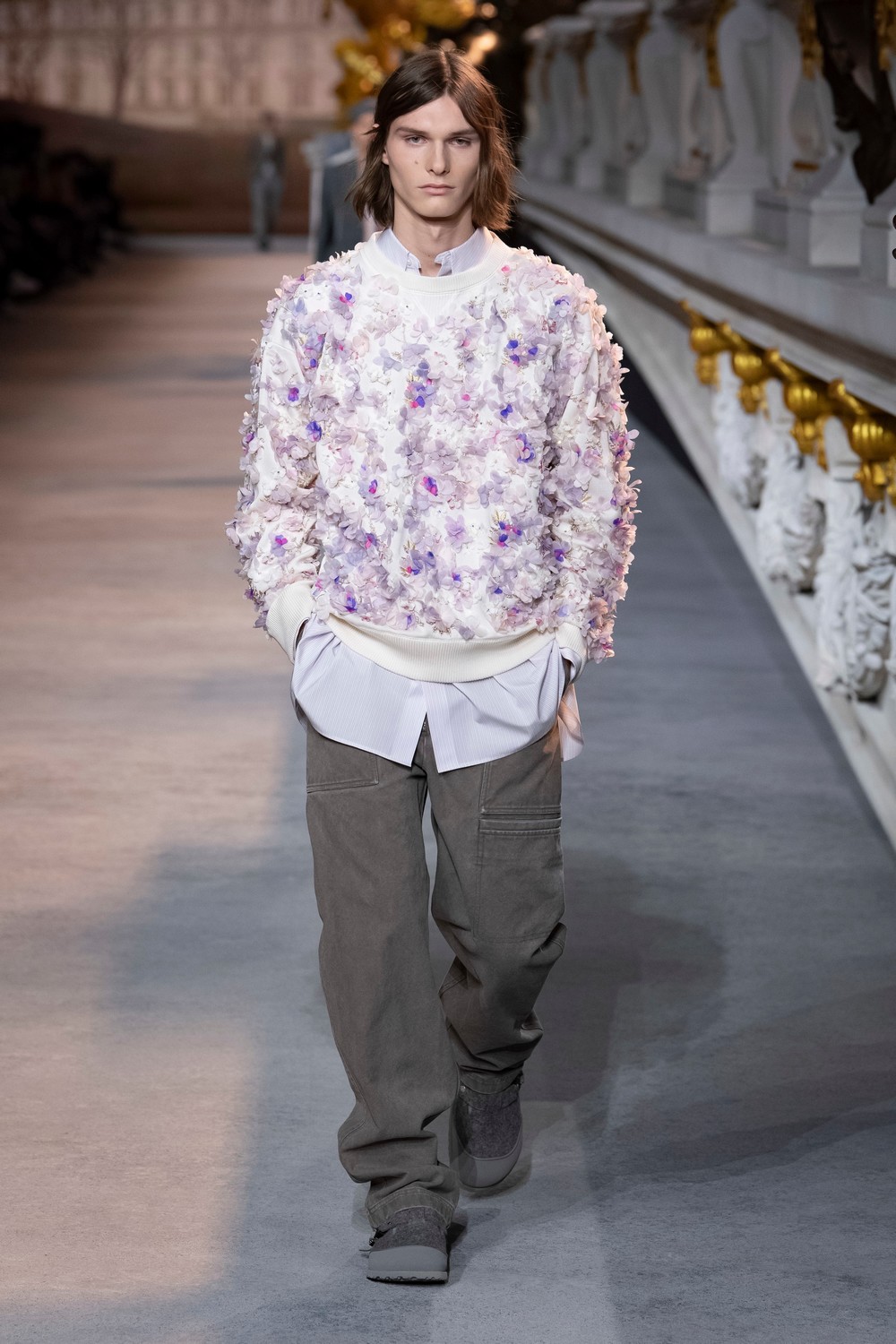 Kim Jones cria releituras do New Look de Christian Dior para inverno 2022 masculino