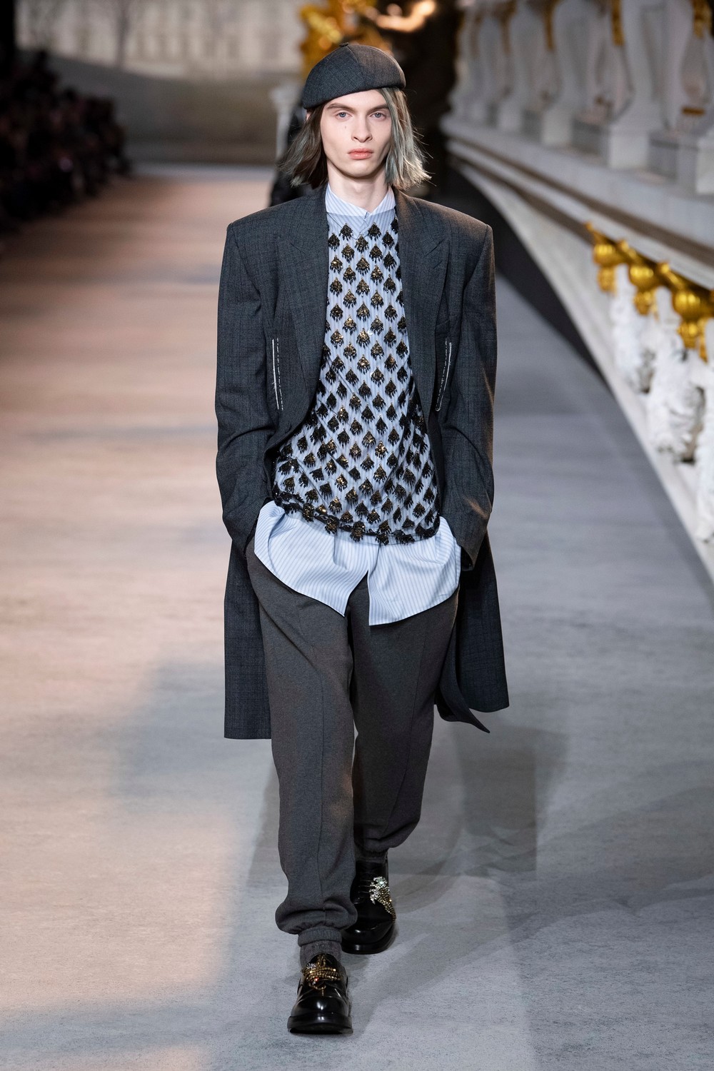 Kim Jones cria releituras do New Look de Christian Dior para inverno 2022 masculino