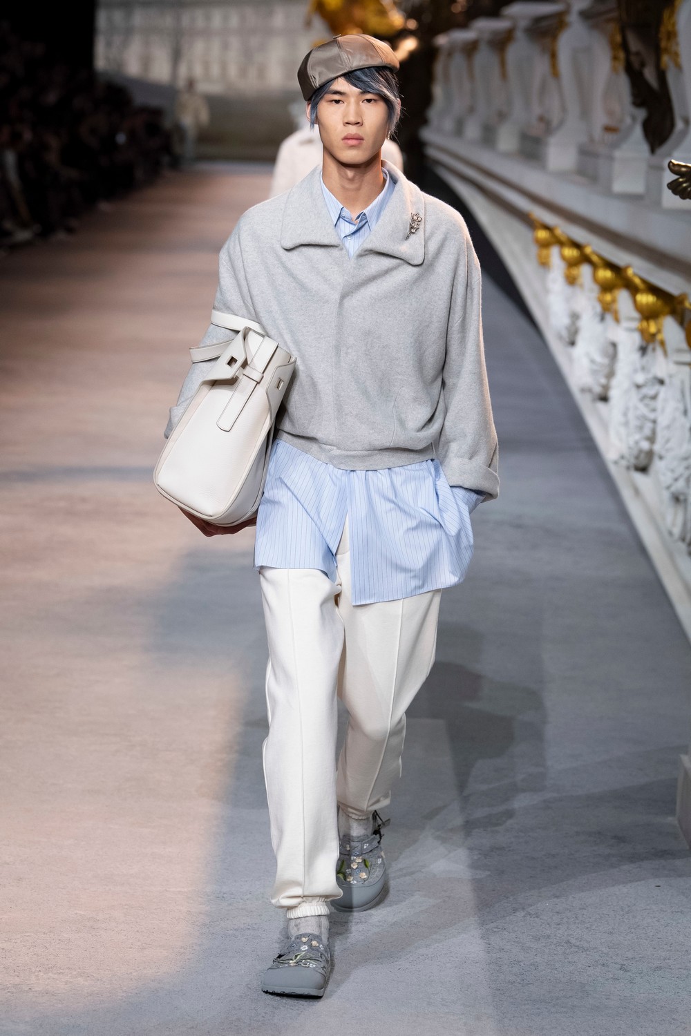 Kim Jones cria releituras do New Look de Christian Dior para inverno 2022 masculino