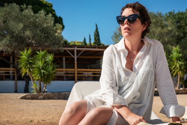 As ambiguidades abordadas por Elena Ferrante invadem as telas