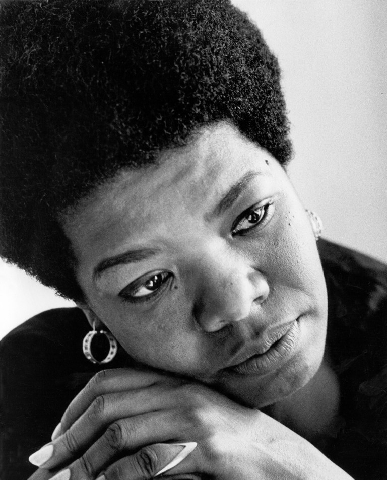Maya Angelou se torna primeira mulher negra a estampar moeda norte-americana
