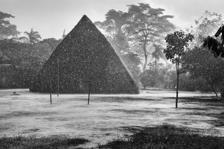 “Amazônia”, de Sebastião Salgado, chega ao Sesc Pompeia