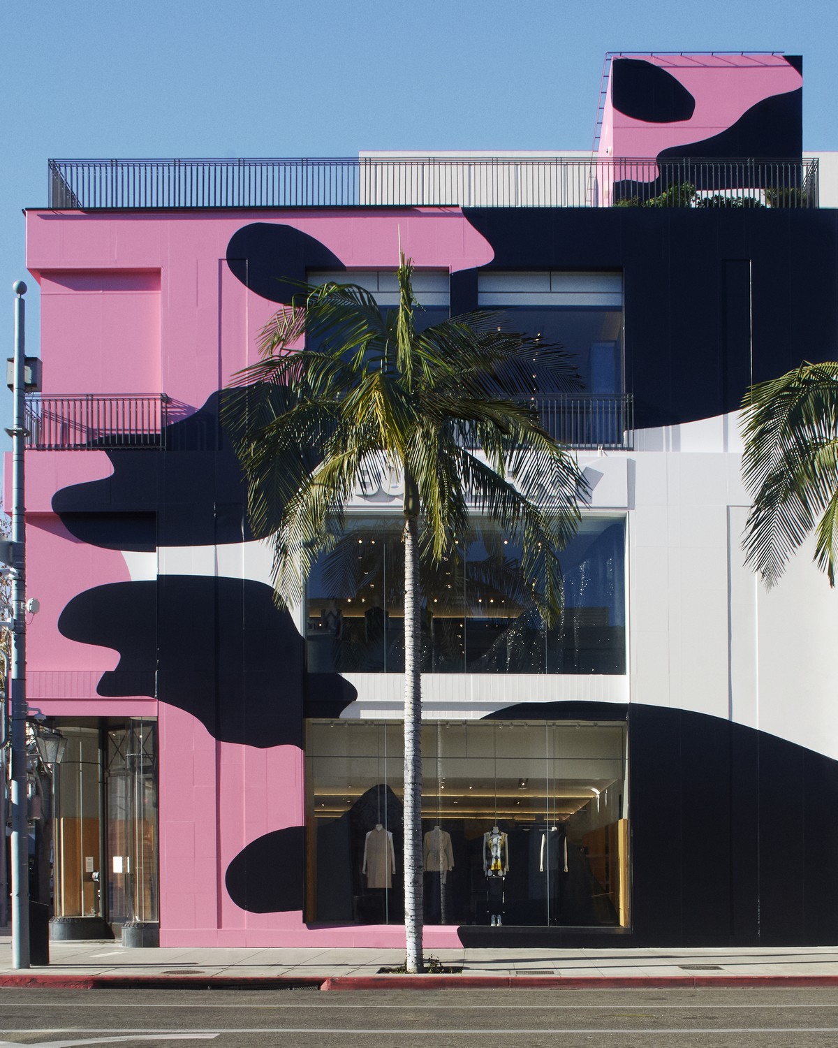Burberry apresenta experiência interativa na Rodeo Drive