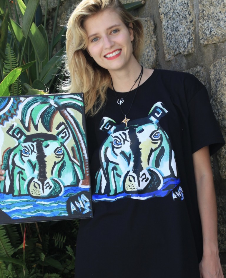Ana Schurmann lança camisetas com vendas revertidas para proteção de animais