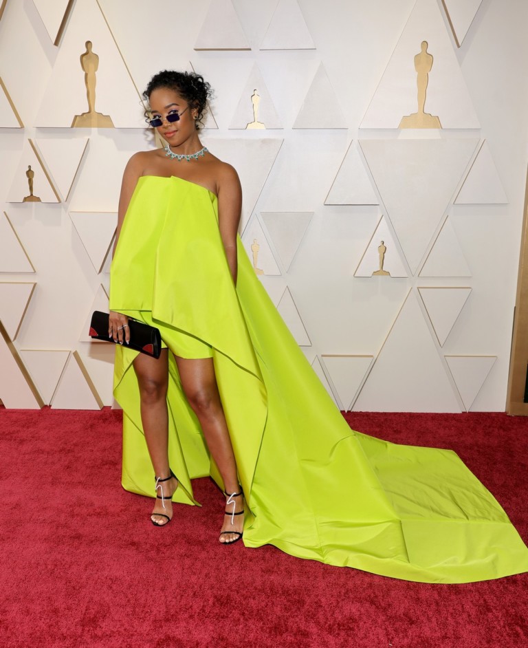 Silhuetas inusitadas: veja as artistas que ousaram no Oscar