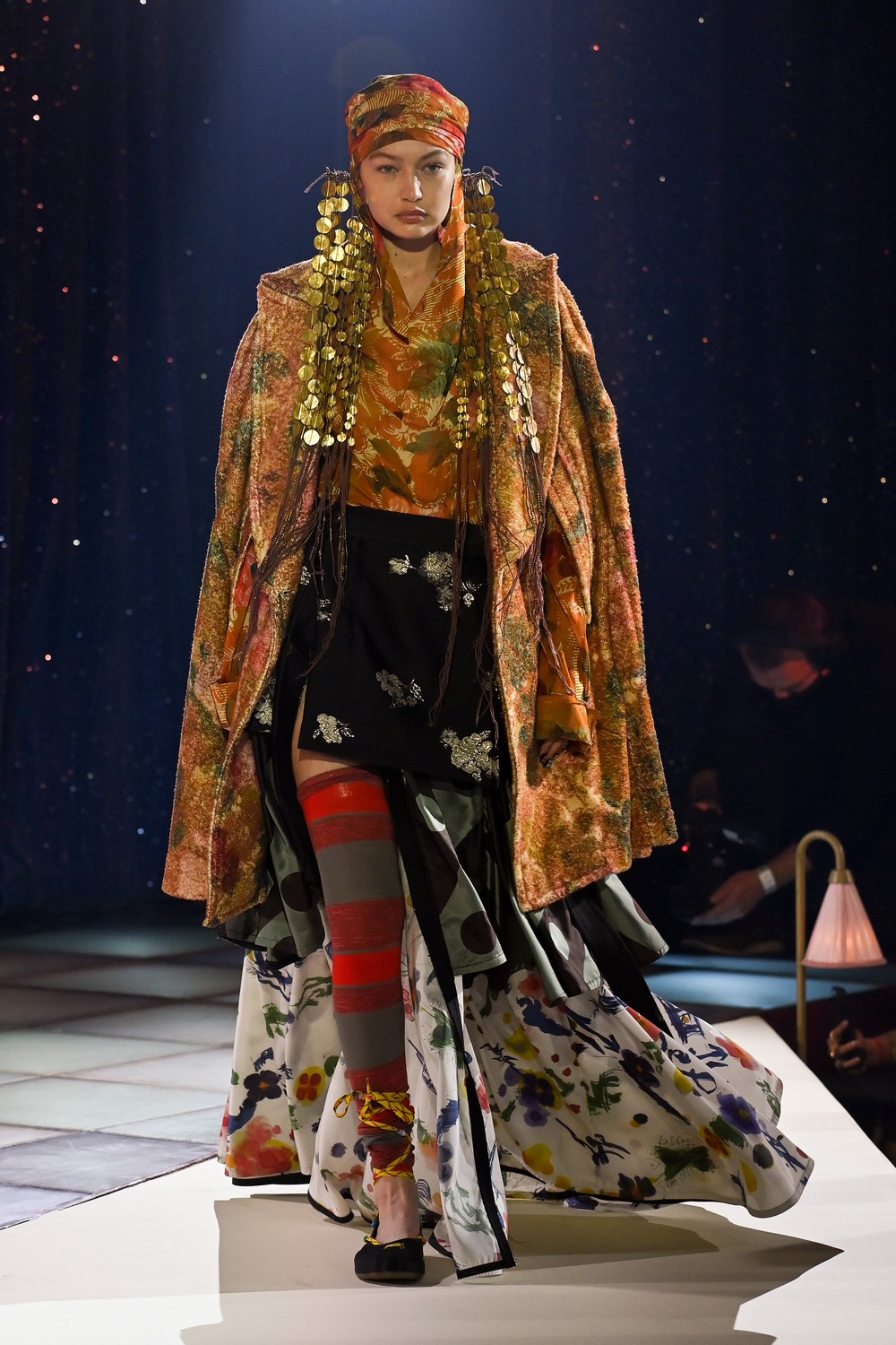 Andreas Kronthaler for Vivienne Westwood sobe aos palcos cheia de teatralidade