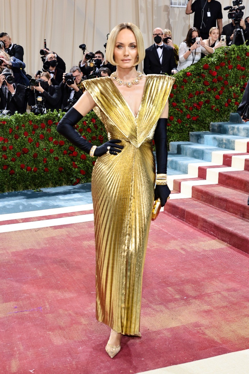 Met Gala: metalizados dominam red carpet da edição de 2022