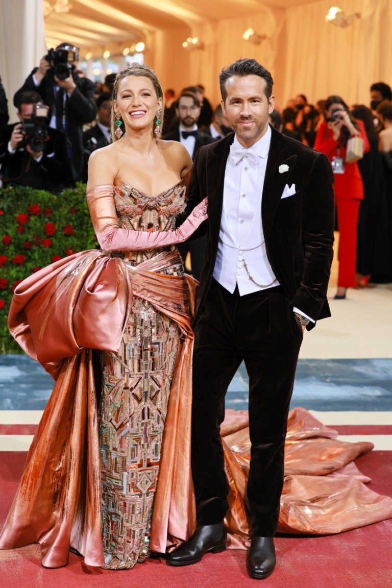 Met Gala: metalizados dominam red carpet da edição de 2022