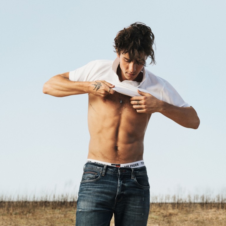 Shawn Mendes e Tommy Hilfiger se unem para diminuir o impacto ambiental da moda e da música