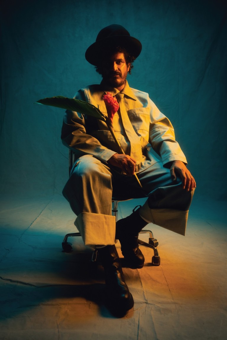 Novo álbum de Criolo, "Sobre Viver", marca retorno do artista ao rap