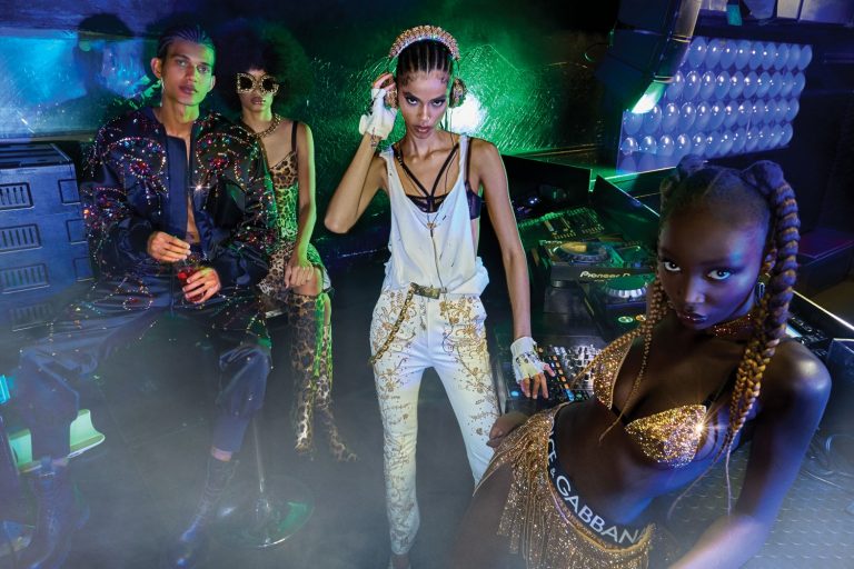 Editorial "Doce Noite"