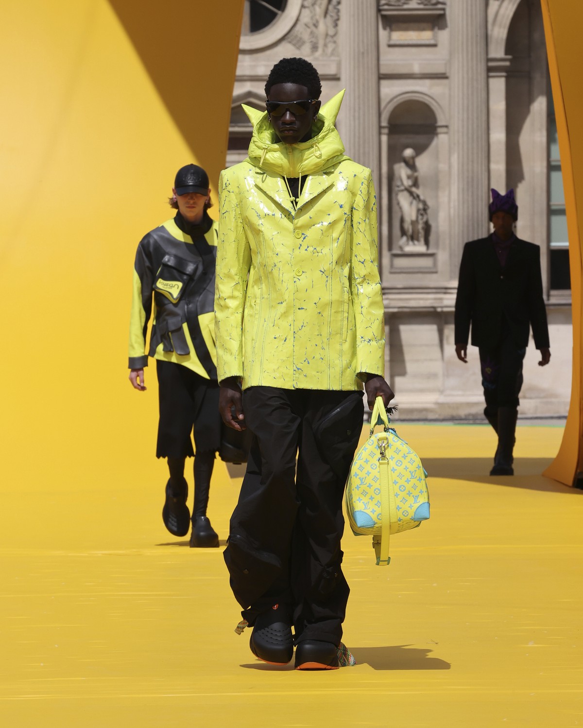 Louis Vuitton homenageia o imaginário infantil e a coletividade da trajetória de Virgil Abloh