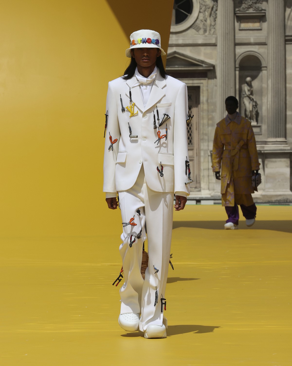 Louis Vuitton homenageia o imaginário infantil e a coletividade da trajetória de Virgil Abloh