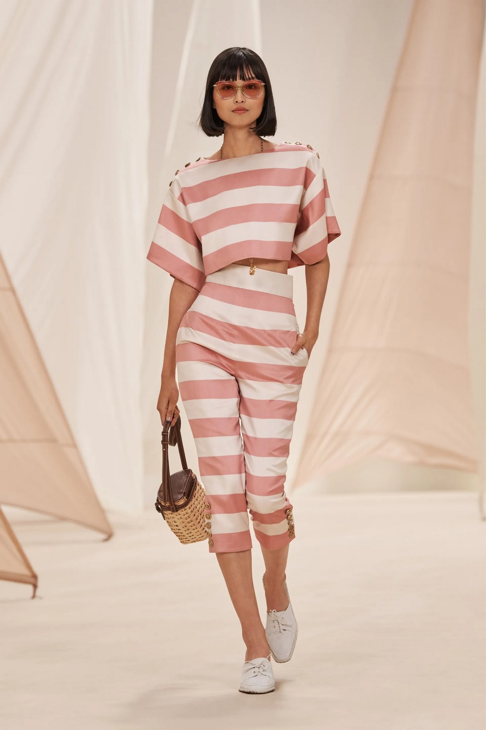 Zimmermann convida para um passeio a barco em seu resort 2023